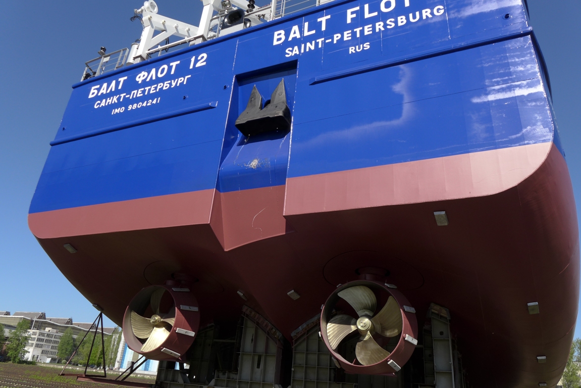 Спуск на воду танкера проекта RST27 "Балт Флот 12"